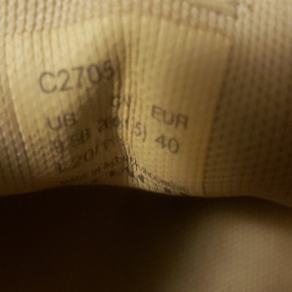 WOMEN'S 9 1/2 COACH SHOES. 7 1/2 MEN - Picture 3 of 5